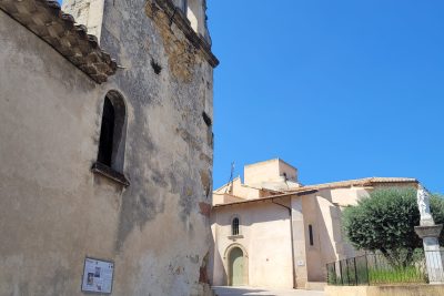Eglise Saint-Pierre à Piolenc - Agrandir l'image 4 sur 12, fenêtre modale