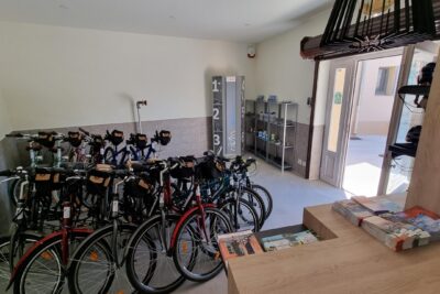 Local à vélo attenant à la Maison des vins - Agrandir l'image 5 sur 6, fenêtre modale