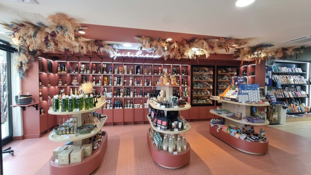 Intérieur de la boutique AROMATIK